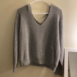 Vneck backless sweater